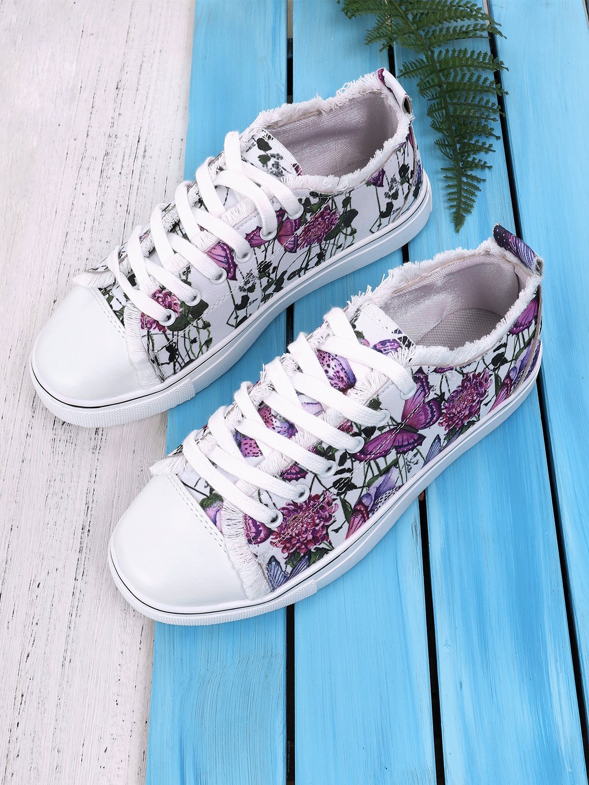 JFN Floral Light Lace Up Canvas Sneakers | justfashionnow