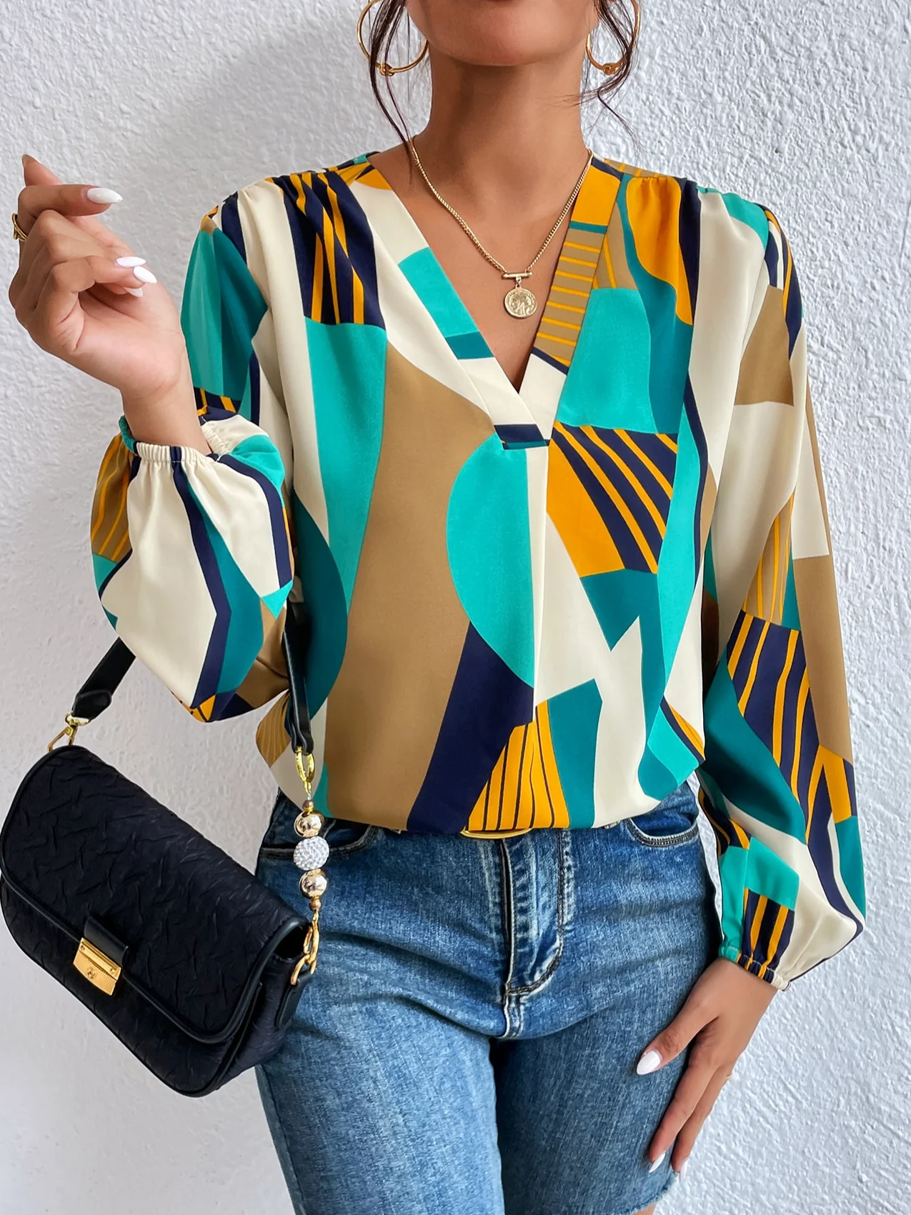 Urban Loose Color Block V Neck Top