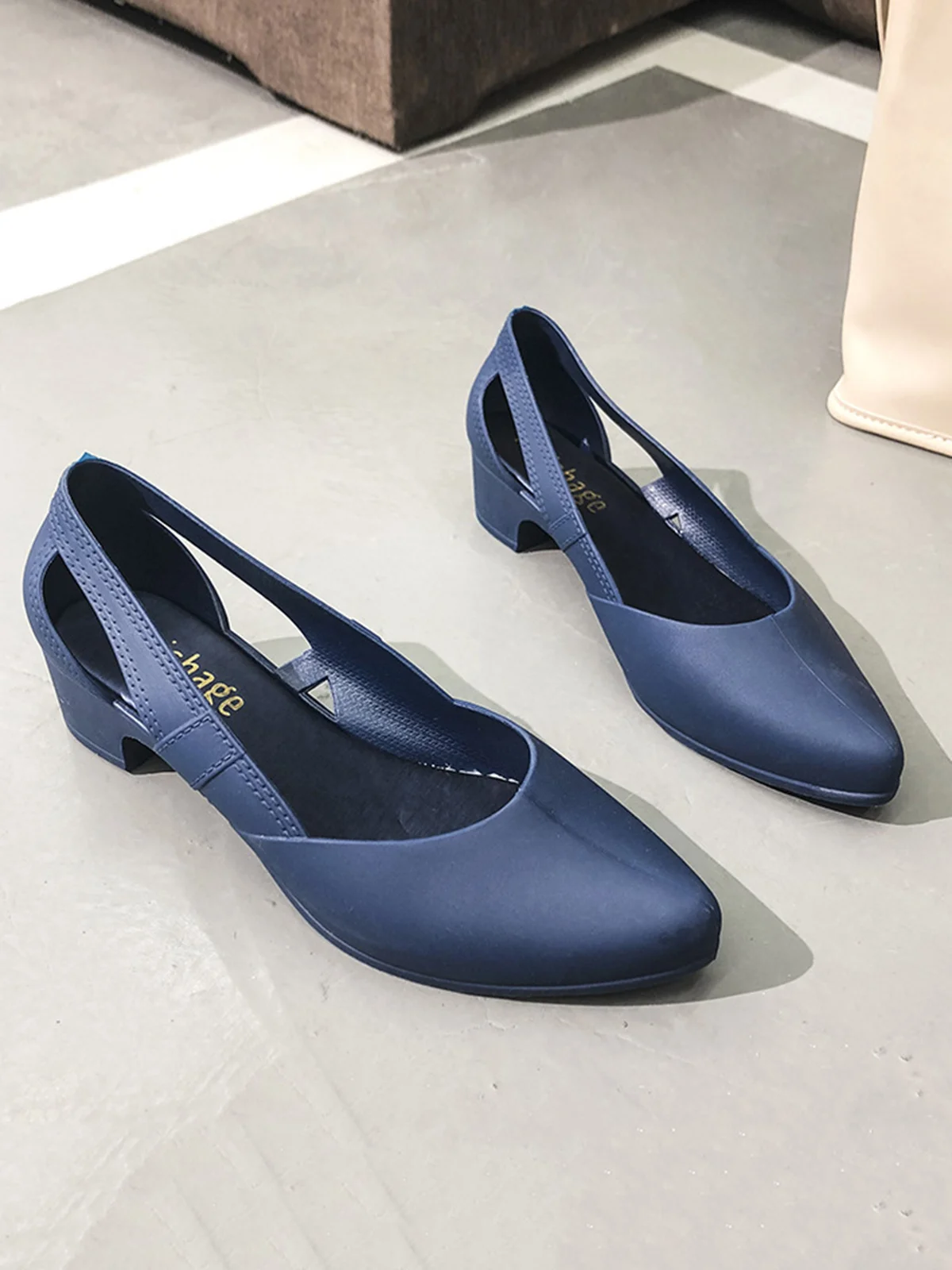 Waterproof Hollow Out Block Heel Beach Shoes | justfashionnow
