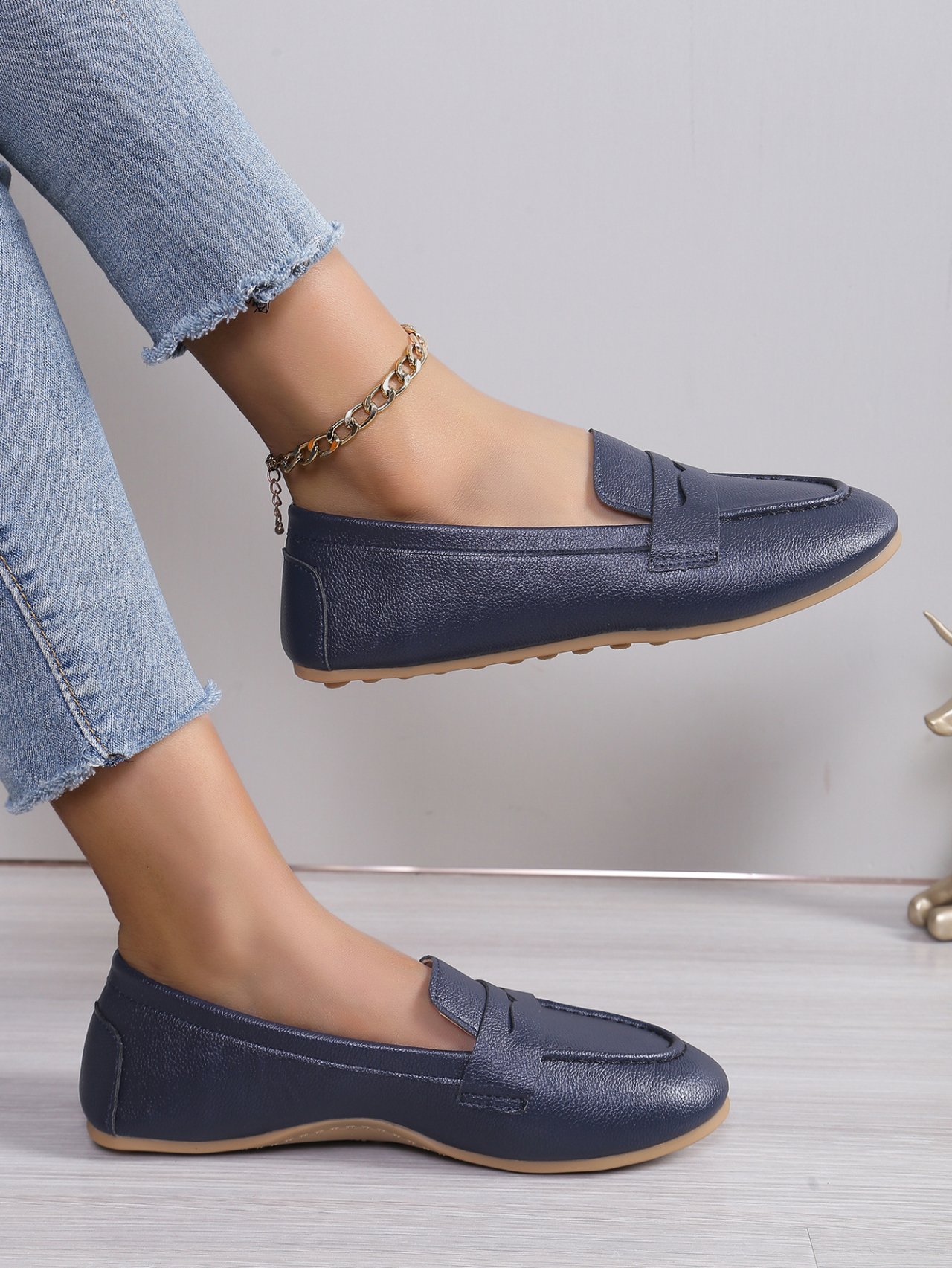 All Season Pu Plain Shallow Shoes