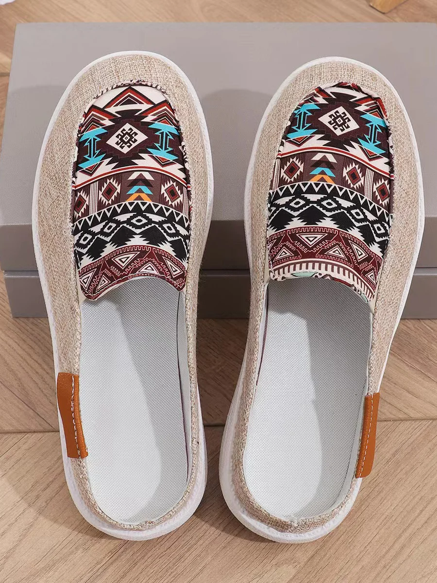 Casual Fabric Ethnic All Season Loafers