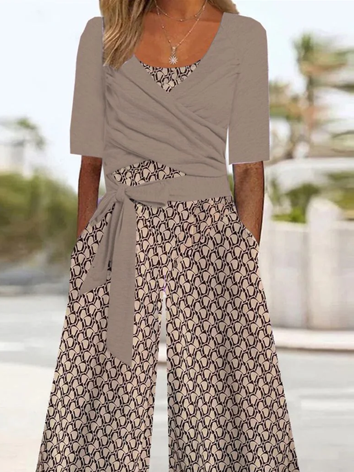 Women's Geometric Daily Going Out Two Piece Set Half Sleeve Casual Summer Matching Set Khaki