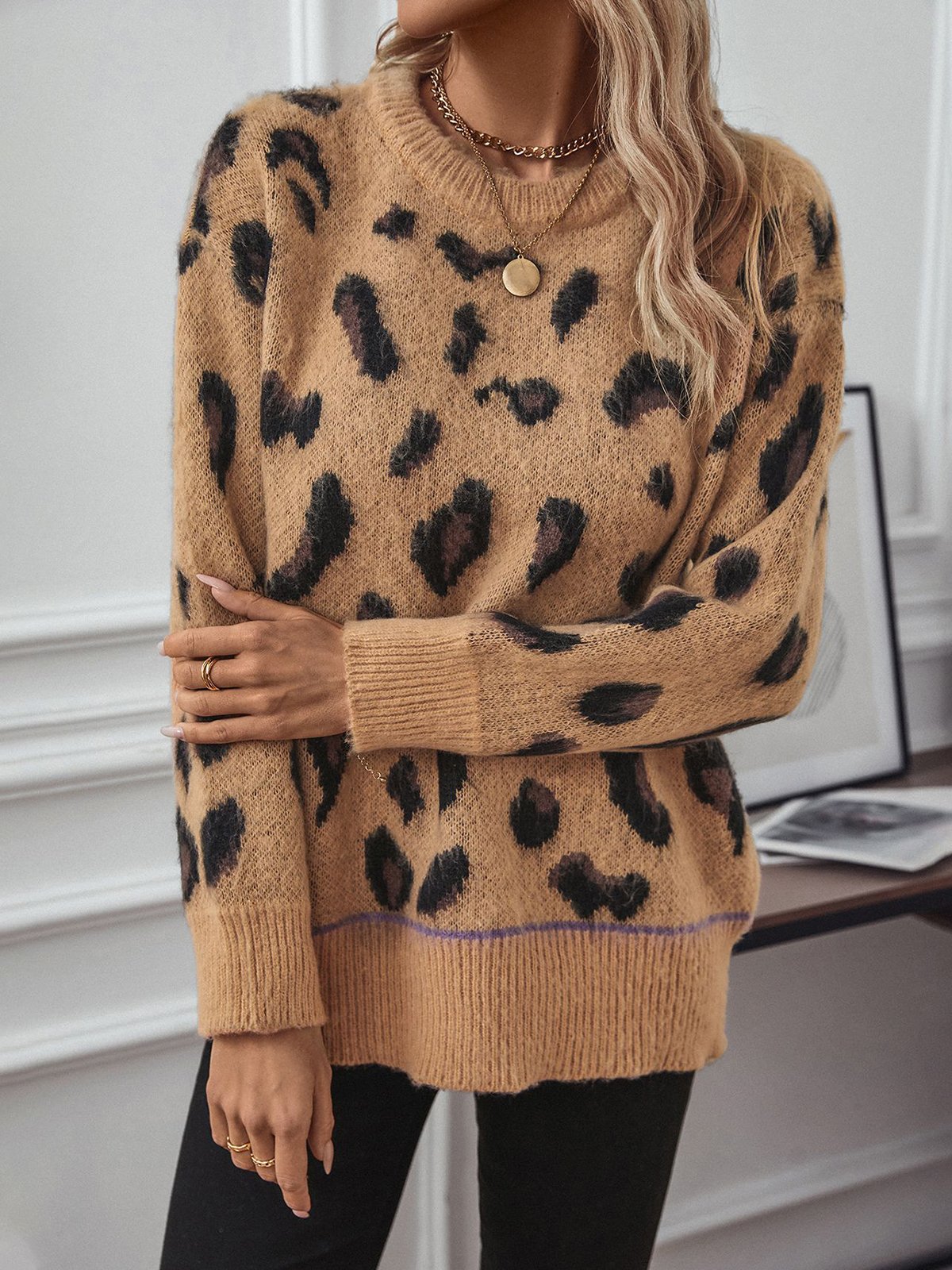 Women's Winter Leopard Casual Long Sleeve Crew Neck Sweater