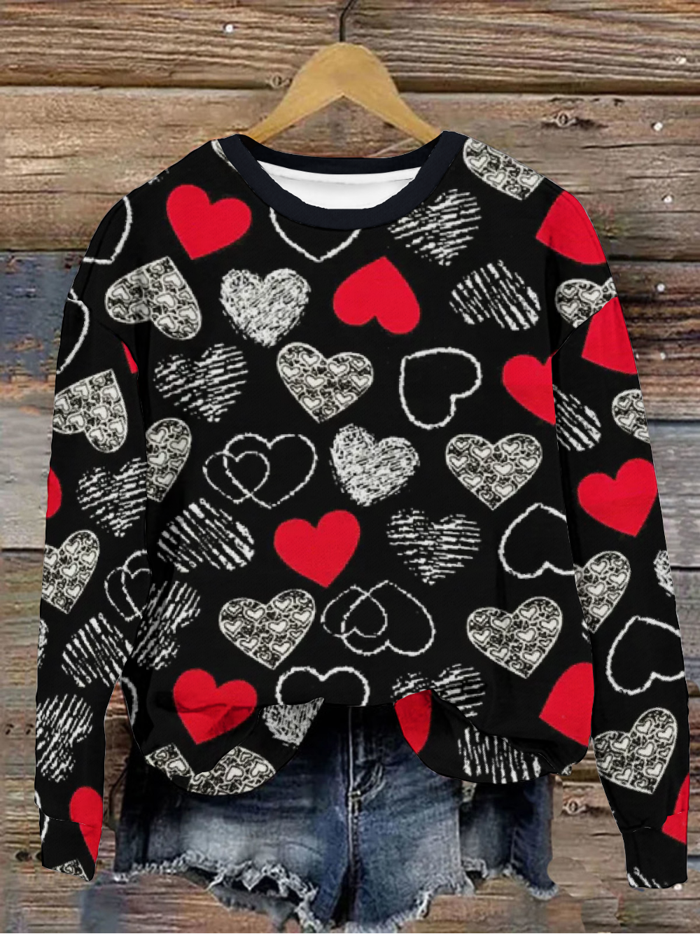 Women's Valentine's Day Love Print Graphic Long Sleeve Crew Neck Sweatshirt