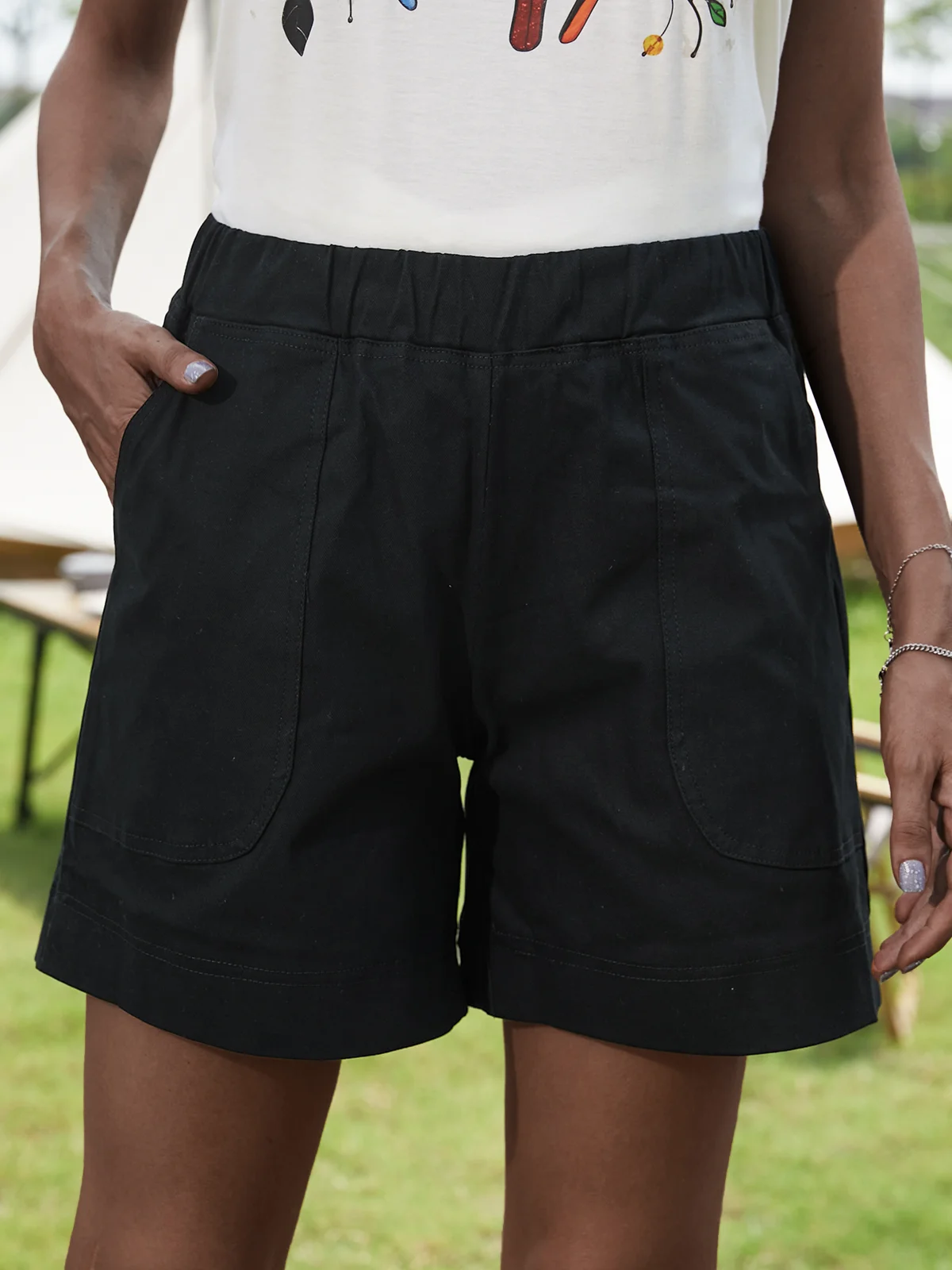 JFN Cotton-blend Solid Pocketed Casual Shorts