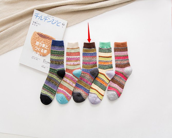 Casual Vintage Christmas Warm Red Knitted Striped High-Elastic Socks