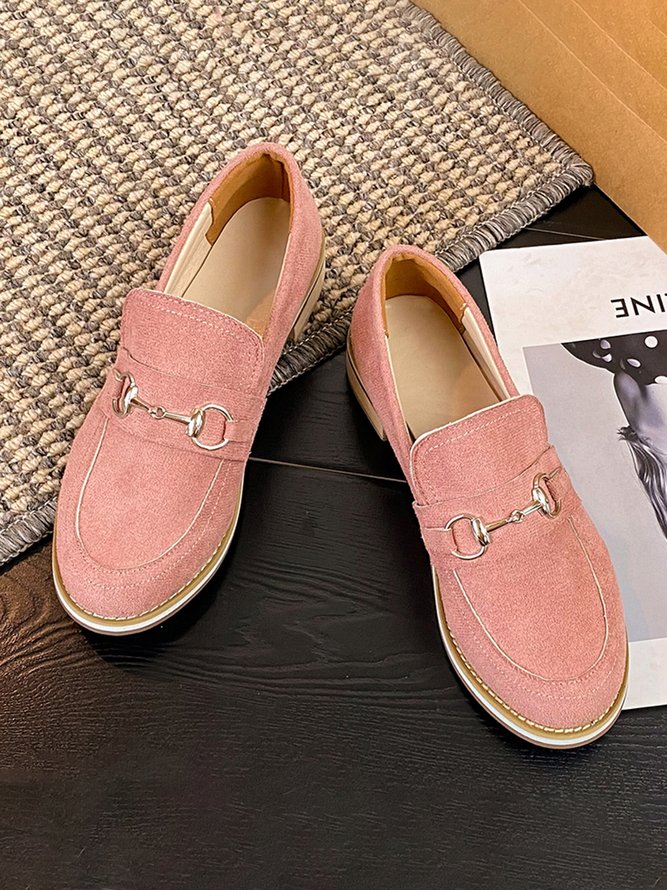 Plus Size Metal Decor Faux Suede Casual Loafers