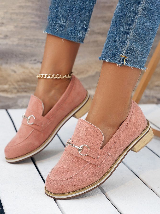 Plus Size Metal Decor Faux Suede Casual Loafers