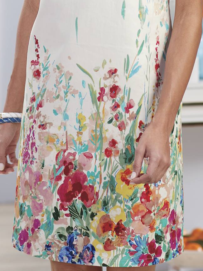 Regular Fit V Neck Floral Casual Dress